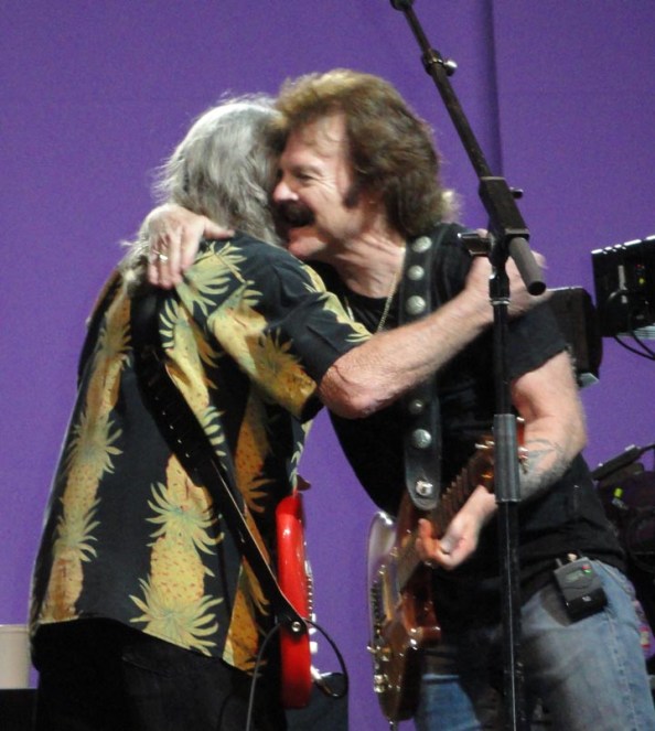 Doobie Brothers and War 088 edit small file