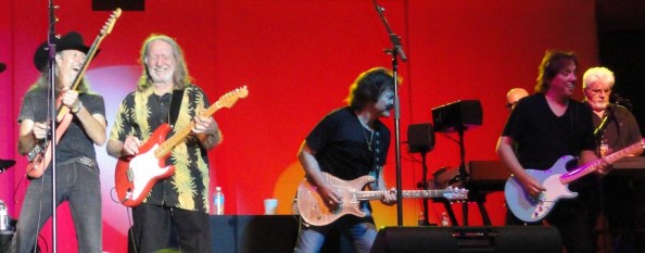 Doobie Brothers and War 119 edit